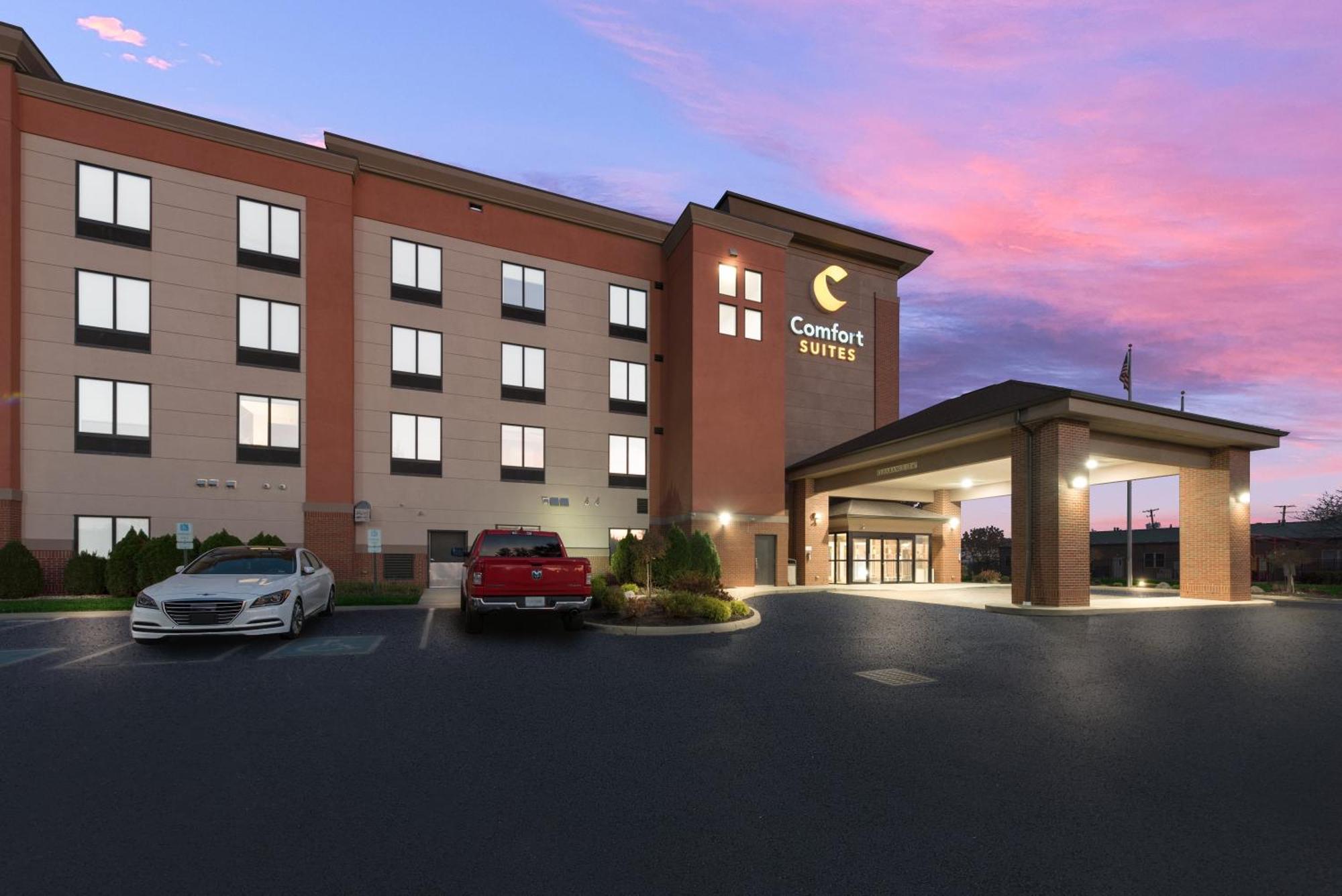 Comfort Suites Columbus East Broad Exterior foto